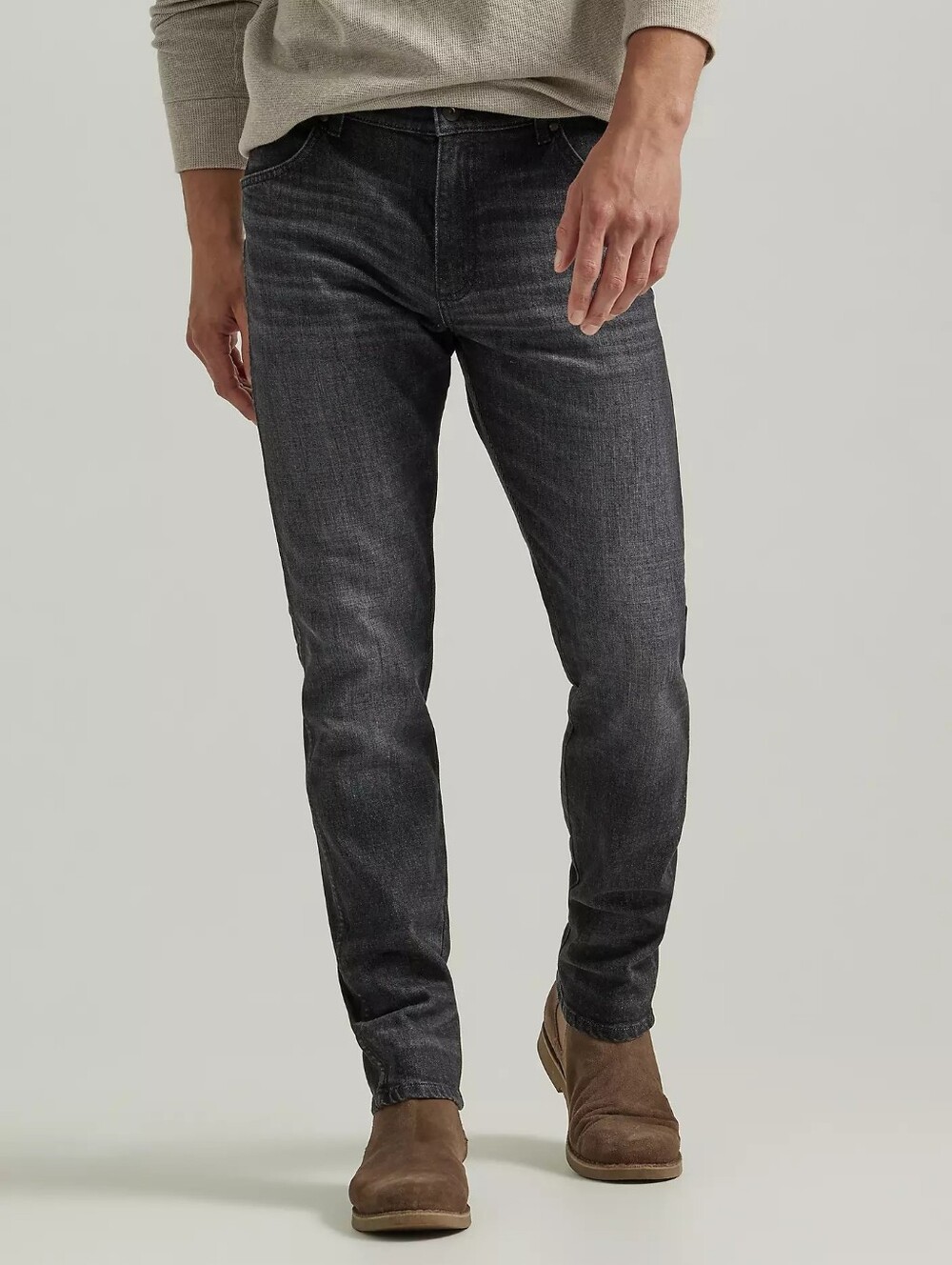 Wrangler Men's Tapered Fit Jeans In Grey Wash